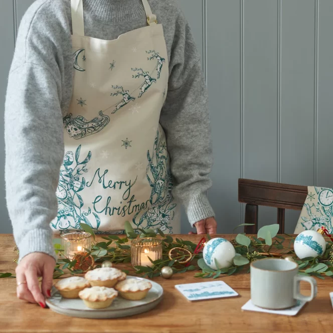 Night Before Christmas Apron by Victoria Eggs - Image 4