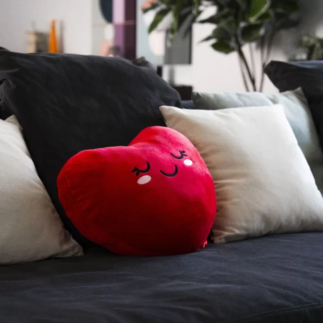 Legami Super Soft Pillow - Heart - Image 4